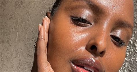 Exfoliating Serums For Your Skin Can Improve Texture And Tone