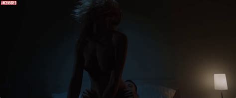 Head Burst Nude Pics Page 1