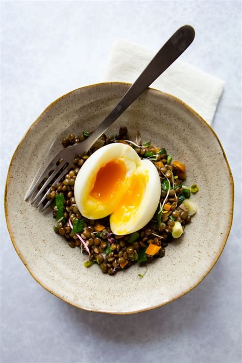 Lentilles En Salade Et Oeufs Mollet