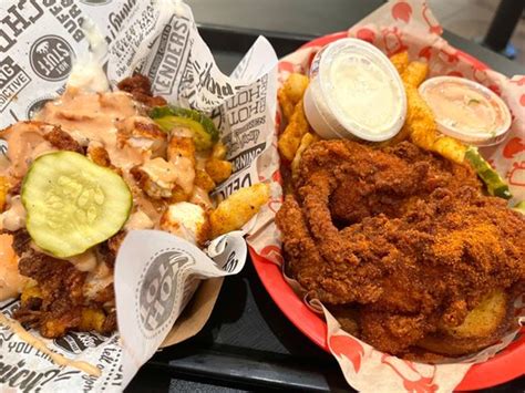 Urban Bird Hot Chicken 89 Photos And 69 Reviews 2162 Spring Stuebner Rd Spring Texas