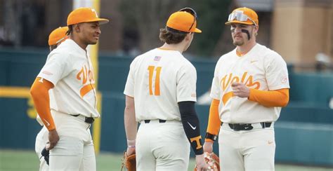 No 8 Tennessee Baseball Beats High Point In Midweek Affair Football