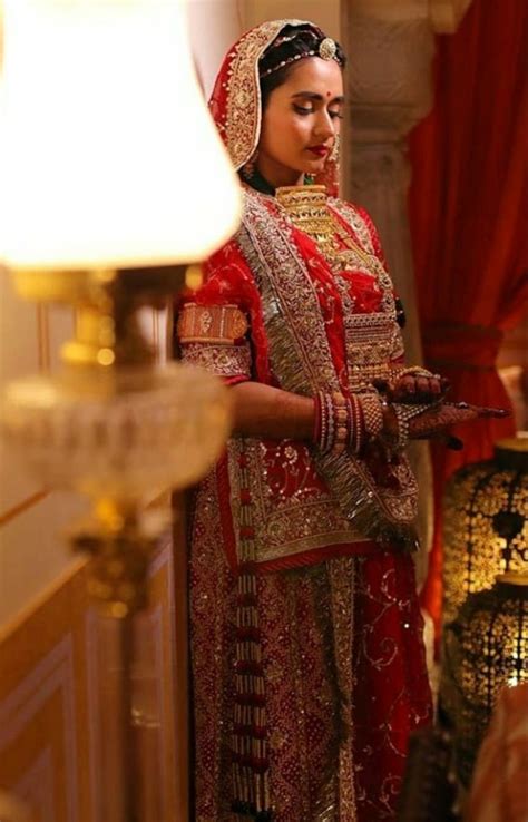 Pin By Chavda On Rajput Posak Rajasthani Bride Rajasthani Dress