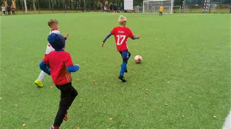 Спарта KIDS. 1 игра. Искра-2 - YouTube