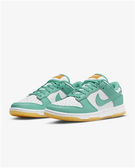 Justfreshkicks On Twitter Minutes Via Nike Us Wmns Nike Dunk Low