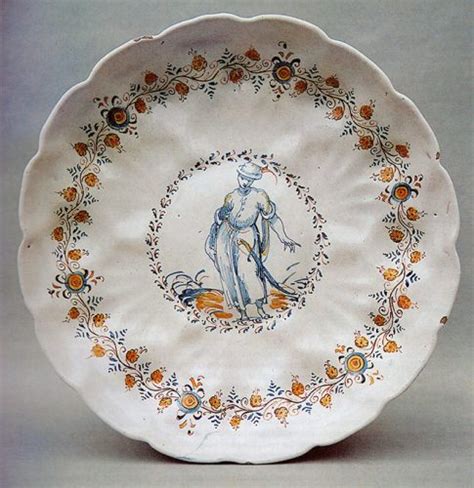 Stili Decorativi Tradizionali Della Ceramica Artistica Di Faenza Maiolica