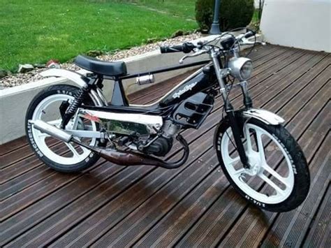 Pingl Par Fahim Roshan Sur Cc Scooter Modified Bike