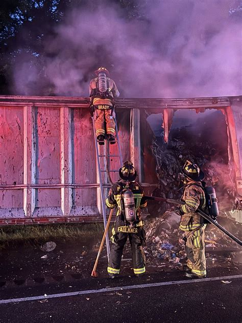 Trash truck fire shuts down I-85 in Jackson County - Now Georgia