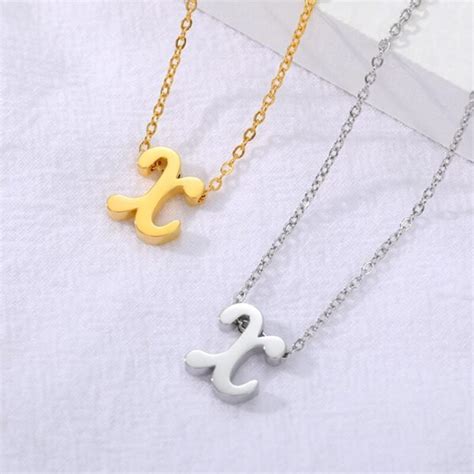 Collier Personnalis Lettre Initiale Minuscule Pour Femme Zymala