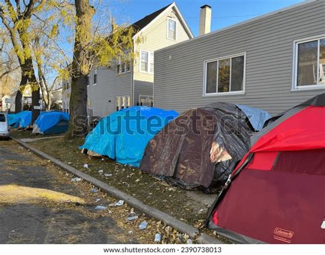 Homeless Encampment Chicago Photos And Images Shutterstock