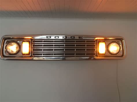 Dodge Ramcharger grill wall art lights | Mancave ideeën ...