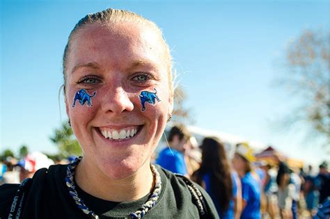 Show Your Ub Spirit At Homecoming Ubnow News And Views For Ub