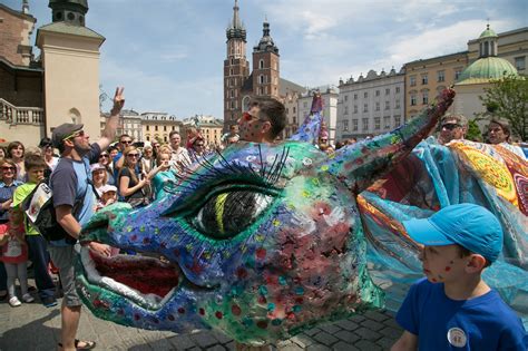 Wielka Parada Smoków w Krakowie program zmiany w komunikacji KRKnews