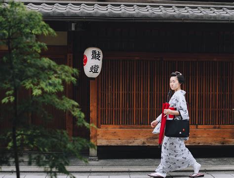 Tabi Los Calcetines Japoneses Que Arrasan Por Todo El Mundo Y Esconden