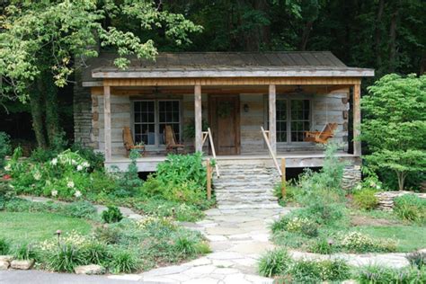 Cabin Landscaping Ideas18 Roomy Beautiful Cabins Log Cabin Decor