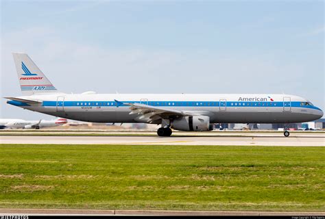 N581UW Airbus A321 231 American Airlines Filip Kapera JetPhotos