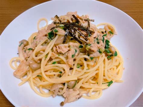 ツナとキノコの和風パスタバター醤油 By ぽめじろ 【クックパッド】 簡単おいしいみんなのレシピが396万品