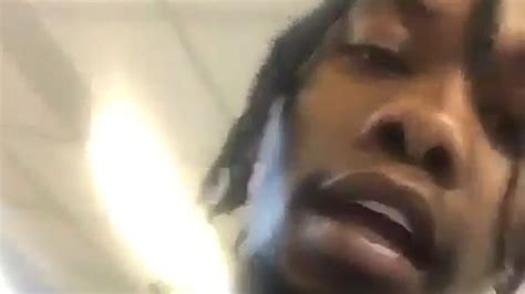 Migos' Offset Kicked Off A Plane (VIDEO)