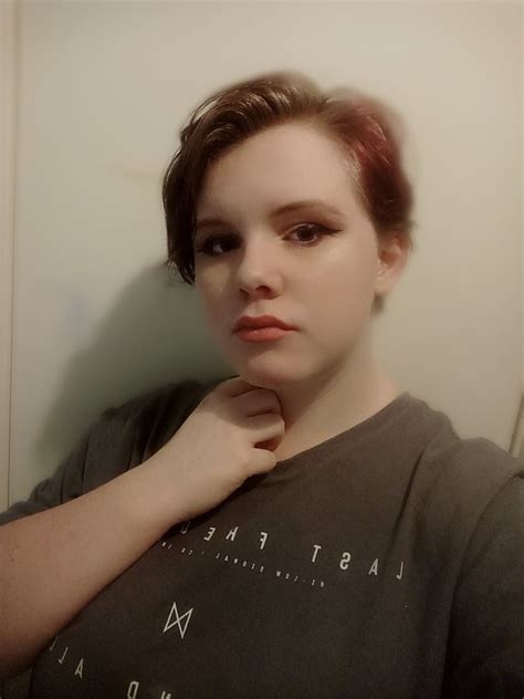 Finally Got My Hair Cut Short 😊😊💇 R Nonbinary