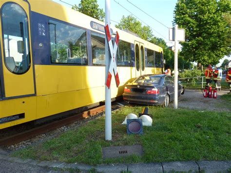 Verkehrsunfall Mit Stadtbahn Freiwillige Feuerwehr Leinfelden