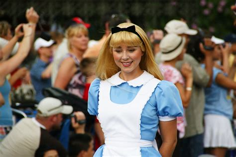 alice  disney world