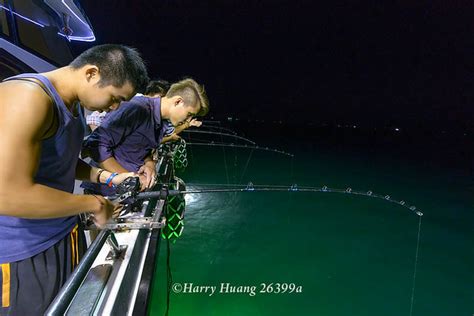 Harry26399a夜釣船釣釣魚海釣觀光船海釣船遊艇娛樂船夜釣白帶魚休閒娛樂碧砂漁港漁 Flickr