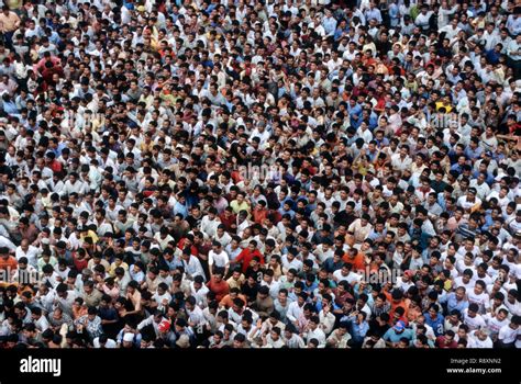 aerial view of Mob, bombay mumbai, maharashtra, india Stock Photo - Alamy