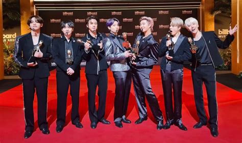 BTS Secures 3 Wins, Breaks Record At The Billboard Music Awards - OtakuKart