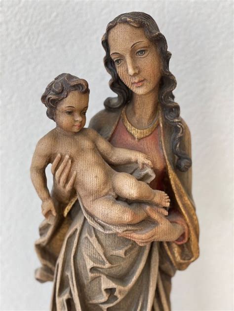 Grosse Antike Heilige Madonna Mit Kind Holz Skulptur Kaufen Auf Ricardo