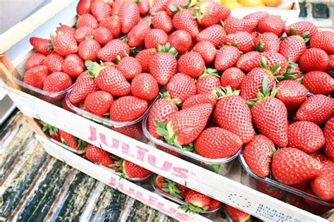 13 Health Benefits Of Strawberries Why You Should Eat More