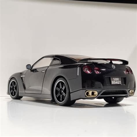 1 18 Autoart Nissan Gtr R35 Spec V Hobbies And Toys Toys And Games On Carousell