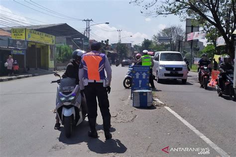 Operasi Ketupat Jaya Kendaraan Diputar Balik Sepeda Motor