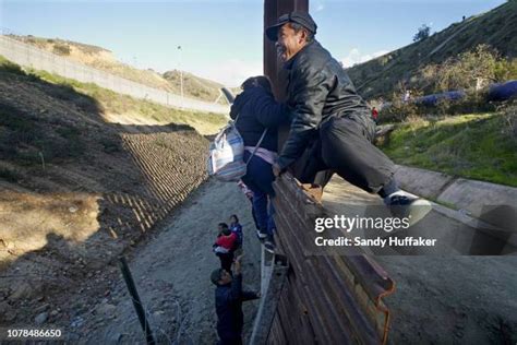 Climbing Border Wall Photos And Premium High Res Pictures Getty Images