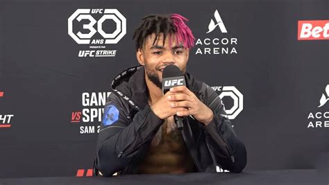 Morgan Charrière brille à l UFC Le premier premier finish pour la