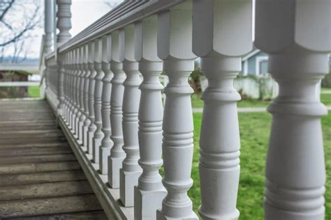 What Types of Deck Railing Are Best - J&L Building Materials, Inc.