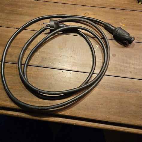 Se produkter som liknar Defa motorvärmar kabel på Tradera 618767417