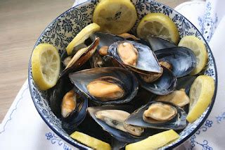 MEJILLONES EN SALSA PICANTE El Ágora de Ángeles