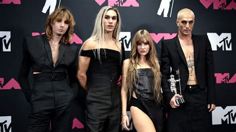 I Maneskin Sono Le Icone Rock Degli Mtv Vmas 2023 Ethan è Biondo