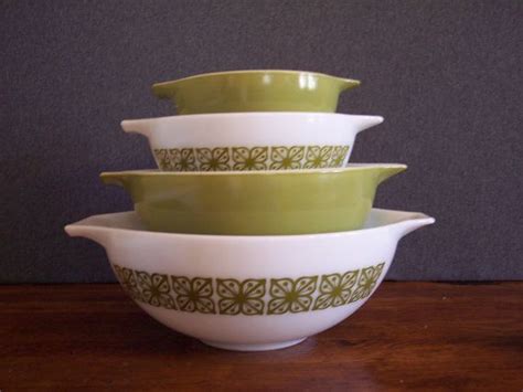 Vintage Pyrex Mixing Bowl Set Verde Green Square Flower Pattern I