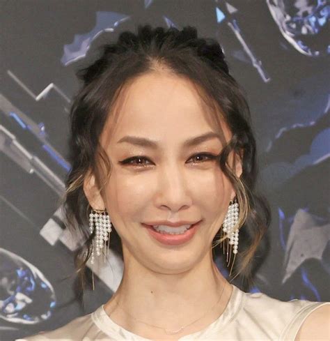 中島美嘉のツアー会場に“こっそり”来ていたジェジュンと2ショット「ビックリ！ありがとう～！！涙」：中日スポーツ・東京中日スポーツ