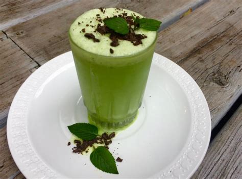 Delicious Peppermint Smoothie - Gutsy