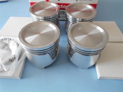 Piston Set W Rings STD L18 L20B Eng Fits Datsun 510 620 610