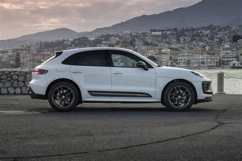 2023 Porsche Macan Pictures 155 Photos Edmunds