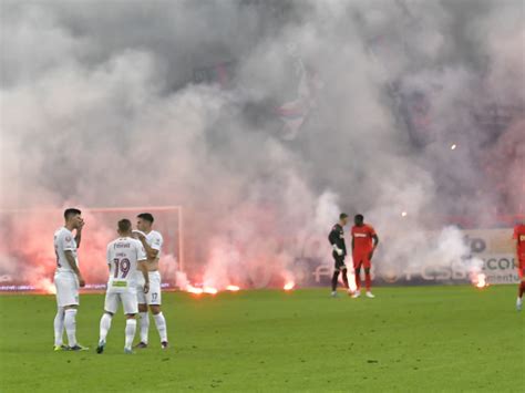 C I Fani Au Fost Prezen I Pe Arena Na Ional La Derby Ul Fcsb Rapid