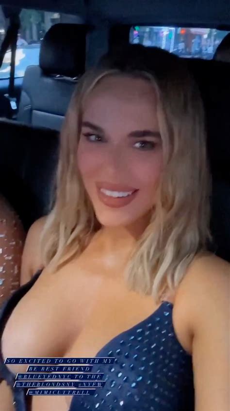 Ex-WWE star Lana bursts out of dress in very NSFW video as AEW gives ...