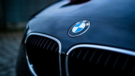 BMW Logo: Meaning, History, Design Influences, and Evolution - Boon : Best Logo Maker for Your Needs