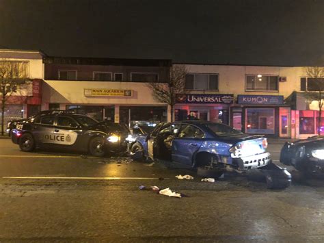 Vancouver Police Chase Ends With One Man In Hospital Two Cruisers Damaged