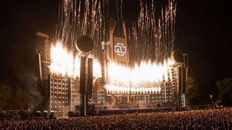 Rammstein Flugsicherheit Warnt Vor Konzert