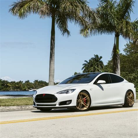 Custom Tesla | Images, Mods, Photos, Upgrades — CARiD.com Gallery