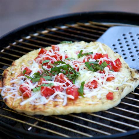 Easy Grilled Pizza Recipe Ready To Eat In Under 15 Minutes