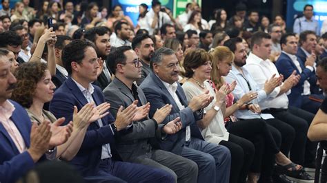 Atestigua Rector Entrega Del Premio Estatal De La Juventud Vida